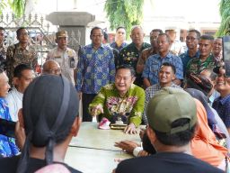 Yuhronur Mediasi Warga dan PT EMA Selesaikan Tower BTS