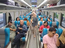 Lonjakan Penumpang KA pada Libur Panjang, KAI Daop 8 Surabaya Siap Layani Kebutuhan Mobilitas