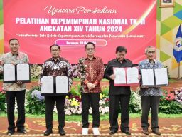 Pemprov Jatim Jalin Kerjasama dengan 12 Perguruan Tinggi untuk Tingkatkan Kualitas SDM ASN