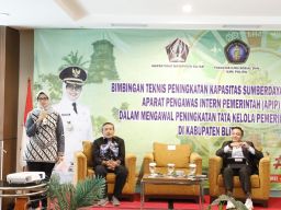Buka Bimtek Peningkatan Kapasitas SDM APIP, Ini Pesan Bupati Blitar