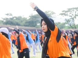 Unesa Pecahkan Rekor Muri Gagas SGI Diikuti 2.000 Guru Se - Kota Surabaya