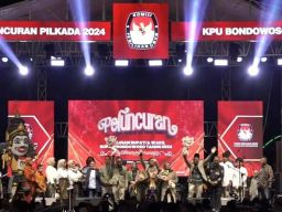 Peluncuran Tahapan Pilkada 2024 di Bondowoso: Semarak dengan Maskot 'Si Konah' dan Konser Band Letto