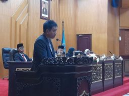 Fraksi Demokrat-NasDem Singgung Dimajukannya Penetapan APBD, Walikota Eri Berdalih Tidak Tahu