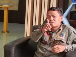 Pemblokiran KK Dianggap Bikin Gaduh, AMI Tantang Kepala Dispendukcapil Surabaya Mundur 