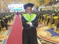Pemain Timnas Asal Surabaya Rachmad Irianto Jalani Wisuda Sarjana di Unesa