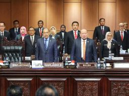 Ini Penjelasan Nono Sampono Soal Ricuhnya Sidang Paripurna DPD RI