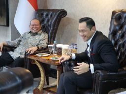 Jadi Narasumber Utama Disertasi Doktor, AHY Puji Pemikiran Fundamental Ketua DPD RI 