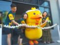 ITIKMINTON Resmikan Grand Opening GOR Bulu Tangkis Berkonsep Glow In The Duck