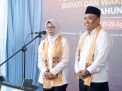 Pasangan Mak Rini-Mas Ghoni Daftar ke KPU Kabupaten Blitar