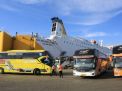 Dukung HUT RI ke-79 di IKN, Pelindo Sub Regional 3 Jawa Layani Pengiriman 70 Unit Bus ke Balikpapan