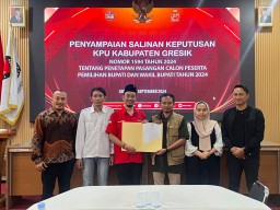 SAH! KPU Kabupaten Gresik Tetapkan Paslon Yani-Alif Sebagai Calon Tunggal  Pilkada Gresik 2024