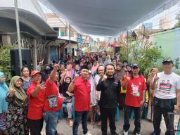 Sapa Emak - emak Dukuh Pakis, PDIP: Kepemimpinan Eri - Armuji Akan Bangun RSUD Surabaya Selatan