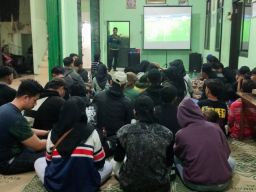 Brigade Bunda Kota Surabaya Nobar Timnas Indonesia Bersama Pemilih Pemula 
