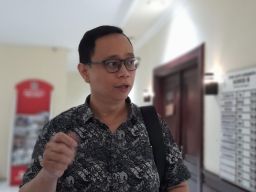 Atasi Banjir, Bro Michael Desak Pemkot Koordinasi dengan Pelindo Lakukan Pengerukan Teluk Lamong