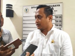 Pemkot Surabaya Diminta Cari Solusi Pemindahan Tempat Sampah Dekat Makam Pahlawan