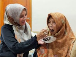 Ibunda Wafat, Siti Marwiyah Tulis Pesan Rindu dari Tanah Suci: Ayat Cinta untuk Sang Ibu