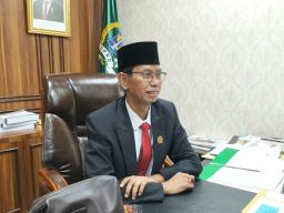 DPRD Surabaya Gelar Paripurna Terkait Pemberhentian dan Pengangkatan Erji