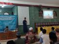 Ponpes Al Ishlah Bondowoso Bagikan 350 Paket Kurma dan Wakaf Al-Qur'an ke Masjid dan Lembaga