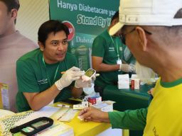 Kalbe dan PERSADIA Kampanyekan #SejutaJari Lawan Diabetes di Surabaya