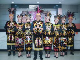 Hari Kartini di BRI Mulyosari: Mengangkat Budaya Lokal dan Memperkuat Rasa Cinta Tanah Air