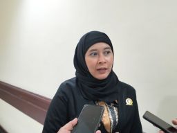 Ajeng Minta Warga Tidak Resah Terkait Narasi Video Viral Anggaran Pendidikan di Surabaya