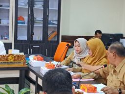 RSUD Soewandhi Lampaui Target, Johari Mustawan Dorong Otonomi Penuh BLUD