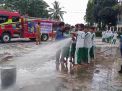 Belajar Kesiapsiagaan Sejak Dini, Siswa SD Plus Al Ishlah Bondowoso Ikuti Simulasi Kebakaran