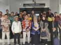 Mereka Mengajar dengan Setia, Digaji Rp150 Ribu, dan Kini Mengetuk Pintu DPRD