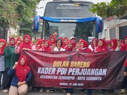 Bulan Bung Karno, Kader PDI Perjuangan Semampir Dolan Bareng, Doakan Ketum Megawati 