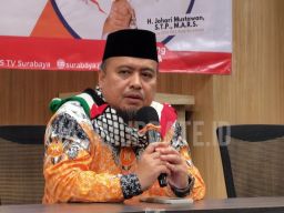 Johari Mustawan Tekankan Keseimbangan Antara Sekolah Negeri dan Swasta di Surabaya