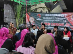 Reses di Peneleh, Buleks Disambati Bak Sampah Rusak dan Fasilitas PAUD