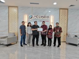 Patuh dan Disiplin, TPS Dinobatkan Jadi Wajib Pajak Teladan Surabaya