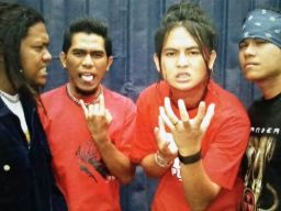 Analisa Lirik Kembali Jangan Kau Pergi, Ratapan Kehilangan yang Menyisakan Luka