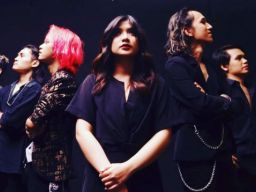 Analisa Lirik Asa dan Air Mata Line of God, Perlawanan dari Ruang Gelap dan Hina