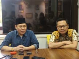 Adies Kadir Kenang Awal Karier di DPRD Surabaya, Titik Balik Menuju Senayan