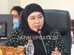 Ajeng Pertanyakan Program Tebus Ijazah Baznas Dialihkan ke Program Lain