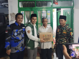Rawat Spirit Toleransi Jelang Idul Fitri Ansor Jatim dan GAMKI Kunjungi Keluarga Riyanto 