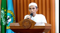 Kiai Zuhri Zaini: Menuju 'Ibadurrahman' dengan Jalur Istiqamah