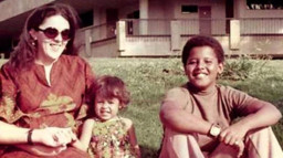 Ann Dunham (Ibunda Barack Obama) : Jejak Sunyi Perempuan di Desa-Desa Jawa