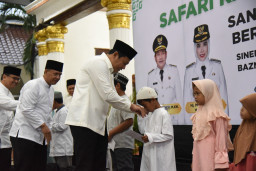 Pemkab dan Baznas Sidoarjo Santuni 1.000 Anak Yatim 