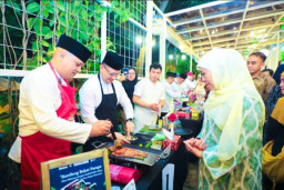 Masak Bareng Gubernur, Kadindik Jatim Sapu Bersih 4 Juara Lewat Bandeng Parape