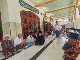 ​Tellesen Katopak: Ritualisasi Kemenangan Spiritual dan Penguatan Motivasi Religius