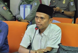 Warga Tuding Pemkot ‘Singit-singitan’ Tandai Rumah di Kalianak: Itu Vandalisme!