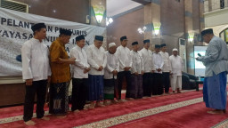 Imam Utomo Melantik Pengurus Yayasan Nurul Iman 2026-2031