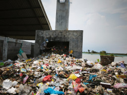 Sidak TPS, Bupati Sidoarjo Dorong Pembenahan Total Sistem Pengelolaan Sampah