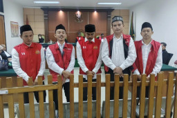 Pukul Staf KLH dan Wartawan, Oknum Brimob Dipenjara 3 Bulan
