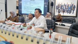 Utang Membengkak Akibat Cessie, Dokter di Surabaya Mengadu ke DPRD