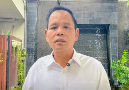 Ketua DPRD Surabaya Ucapkan Hari Kebebasan Pers Internasional di Acara AWS