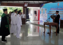 Bupati Bojonegoro Lantik 3 Kades PAW 2026, Tekankan Amanah, Rekonsiliasi, dan Transparansi Dana Desa