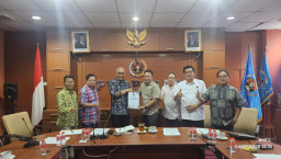 PWI Pusat Gelar Rapat Hybrid, Finalisasi AD/ART hingga Bentuk Tim Website dan Podcast